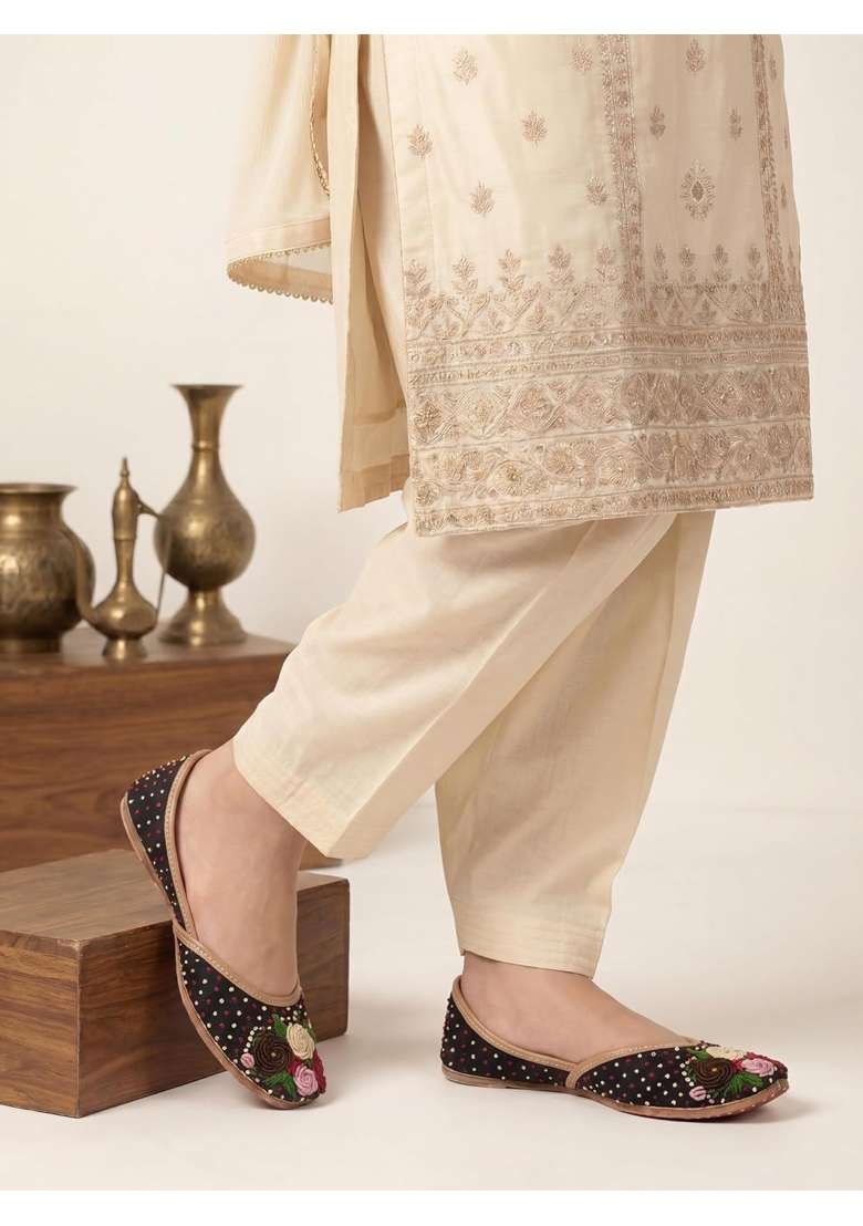 Fulkari Women Moonshine Multicolored Genuine Soft Leather Embroidered Jutis - Indya