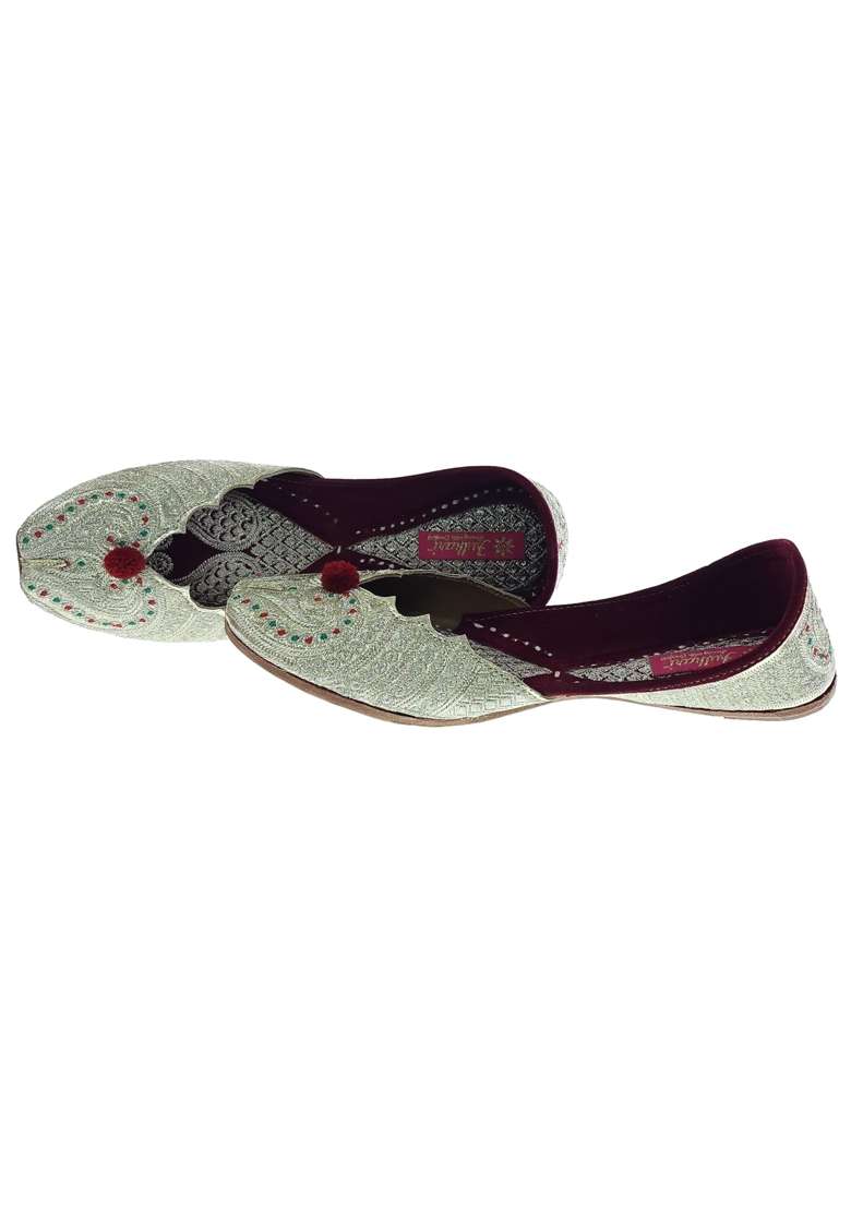 Fulkari Women Cutwork Zarri Gold Genuine Soft Leather Embroidered Jutis - Indya