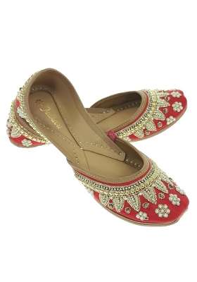 Fulkari Womens Pearl Beads Payal Genuine Soft Leather Embroidered Jutis