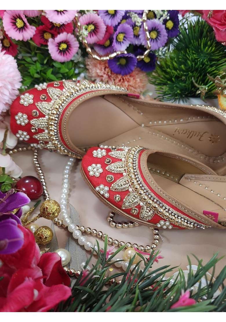 Fulkari Womens Pearl Beads Payal Genuine Soft Leather Embroidered Jutis - Indya