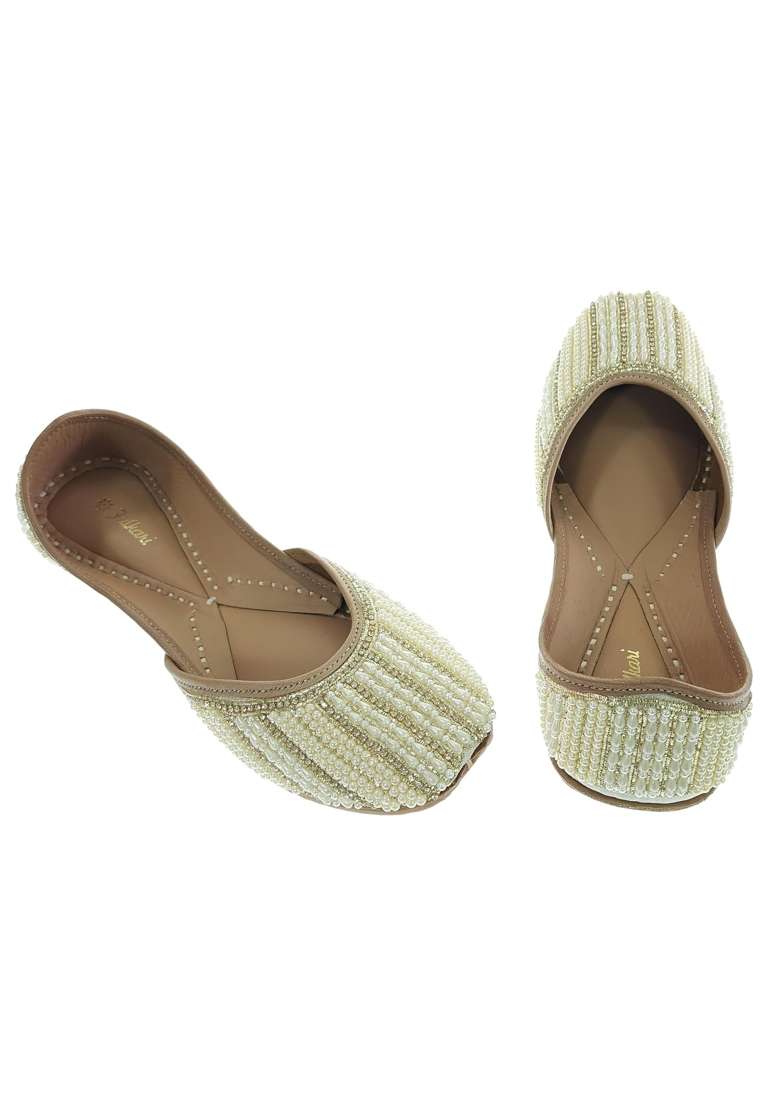 Fulkari Women Pearl Beads Genuine Soft Leather Embroidered Jutis - Indya