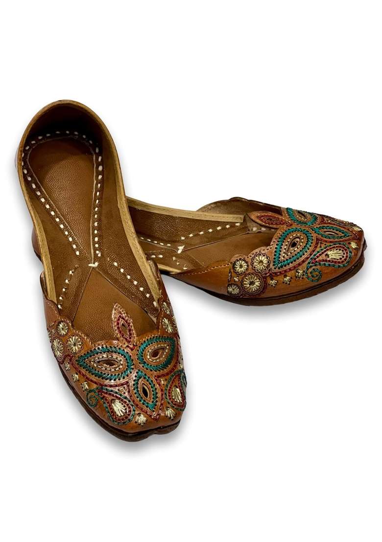 Punjabis Hand Art PHA Womens Handcrafted Embroidered Leather Jutti Brown - Indya