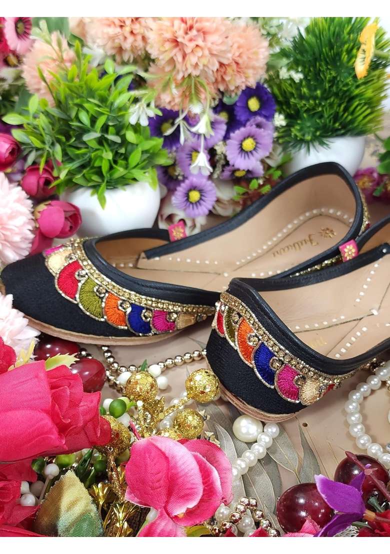 Fulkari Women Phulkari Payal Multicolor Genuine Soft Leather Embroidered Jutis - Indya