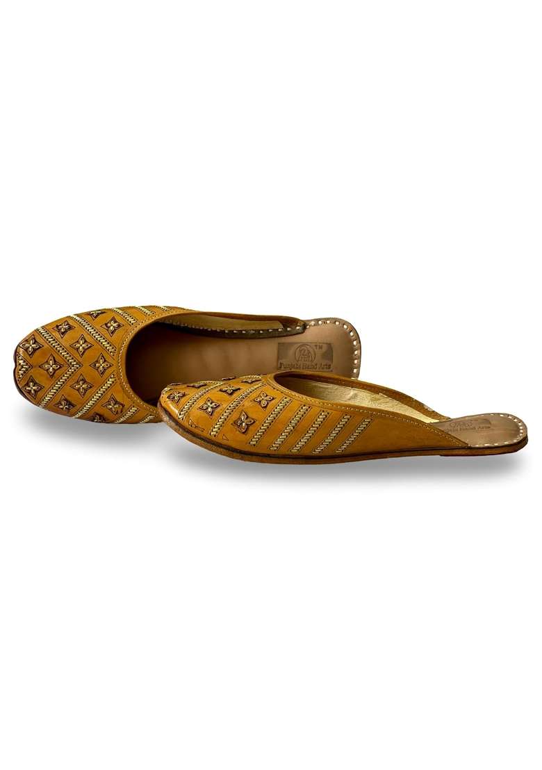 Punjabis Hand Art Brown PHA Womens Traditional Handcrafted Leather Mojari Flats Back Open Jutti - Indya