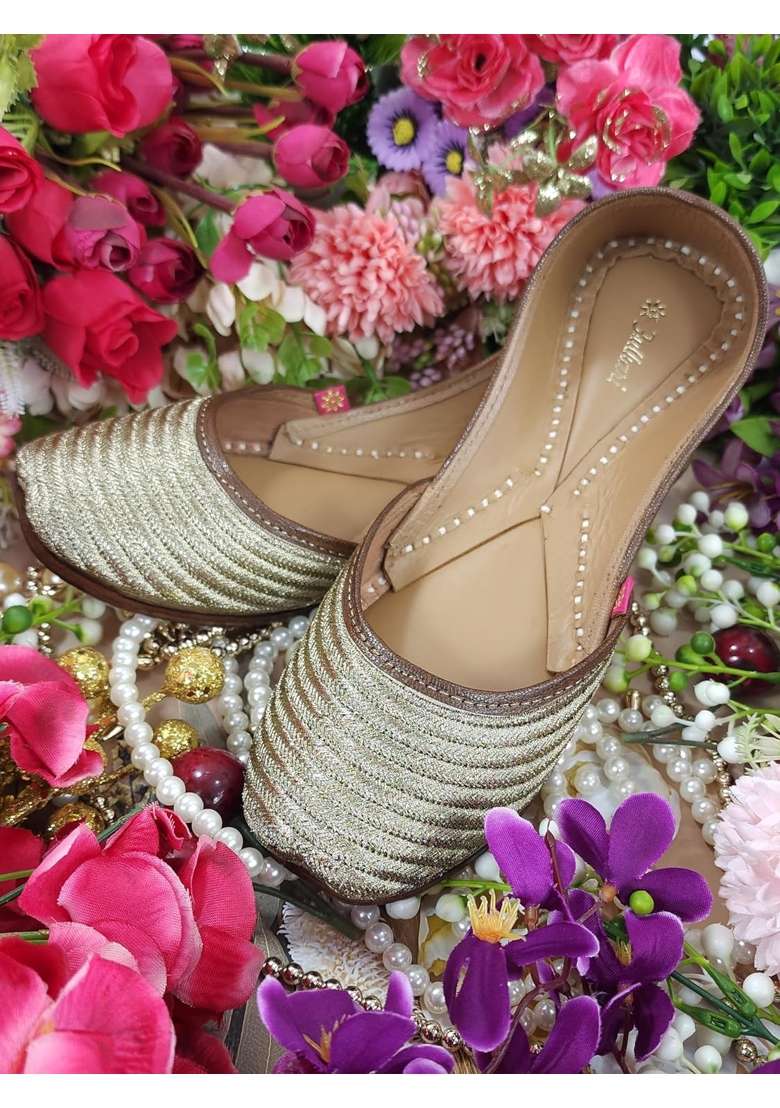 Fulkari Womens Zangira Genuine Soft Leather Jutis Bite and Pinch Free Juttis - Indya