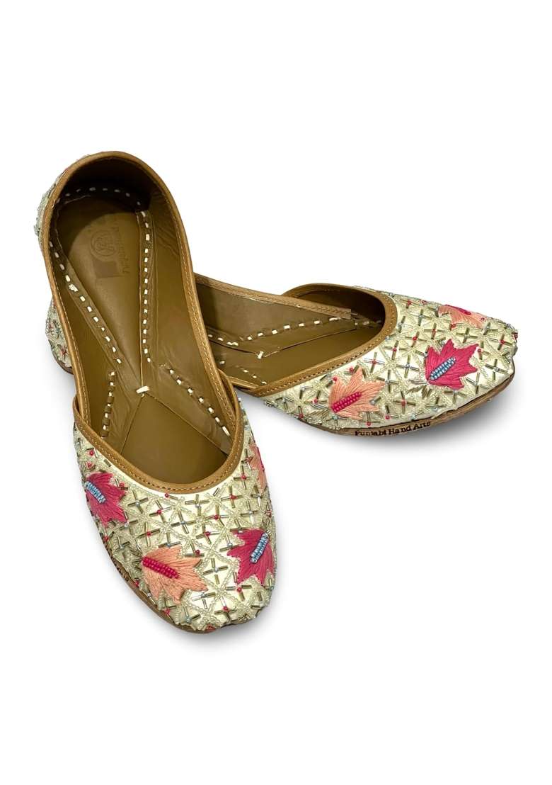 Punjabis Hand Art PHA Womens Embroidered Floral Jutti Traditional Indian Punjabi Jutti - Indya