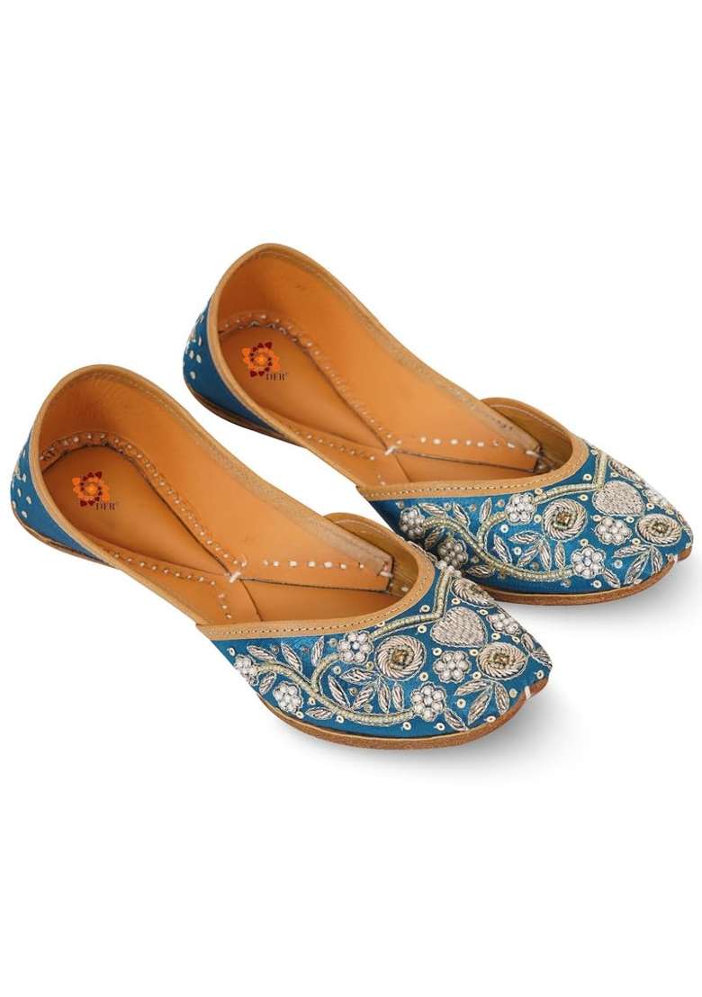 DFR Blue Women Hand Zari Dabka Juti - Indya