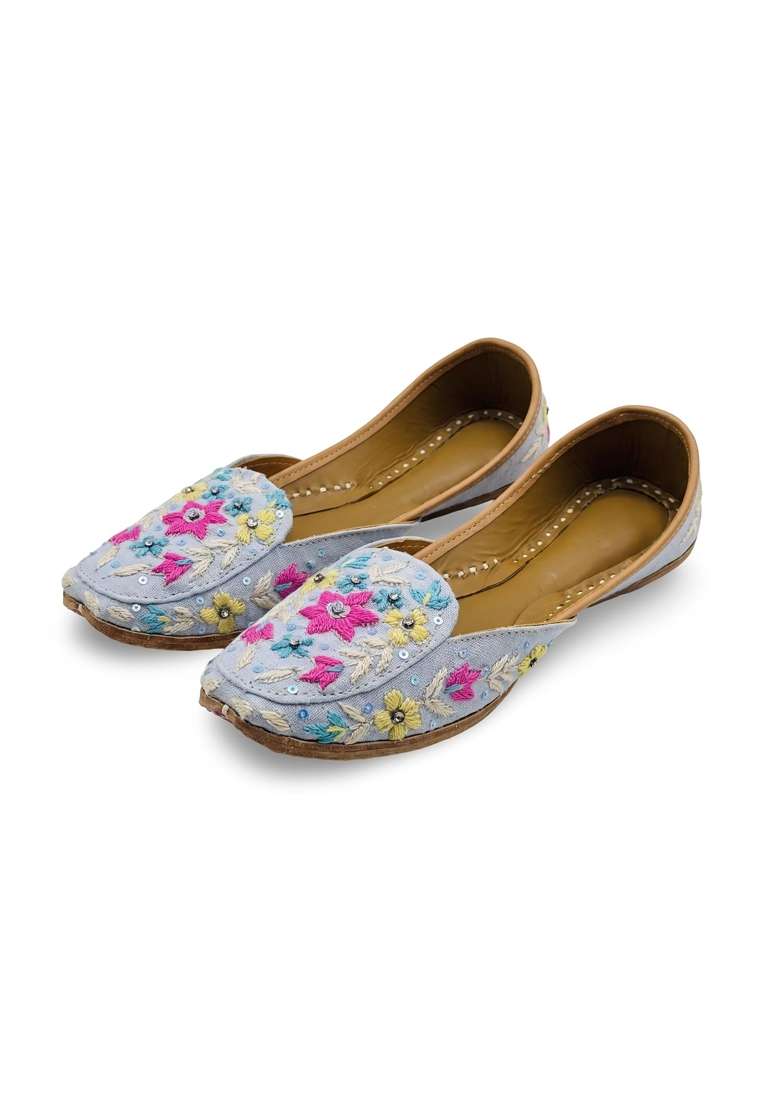 Embroidered Jutti for Women Traditional Slip on Mojari - Indya