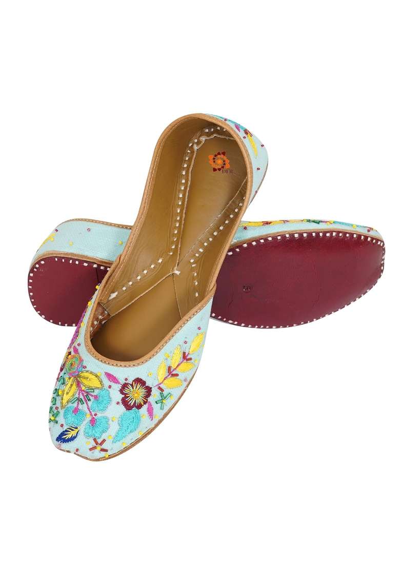 DFR Women Hand Zari Dabka Juttis - Indya