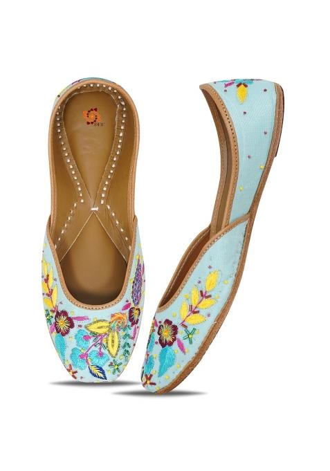 DFR Women Hand Zari Dabka Juttis