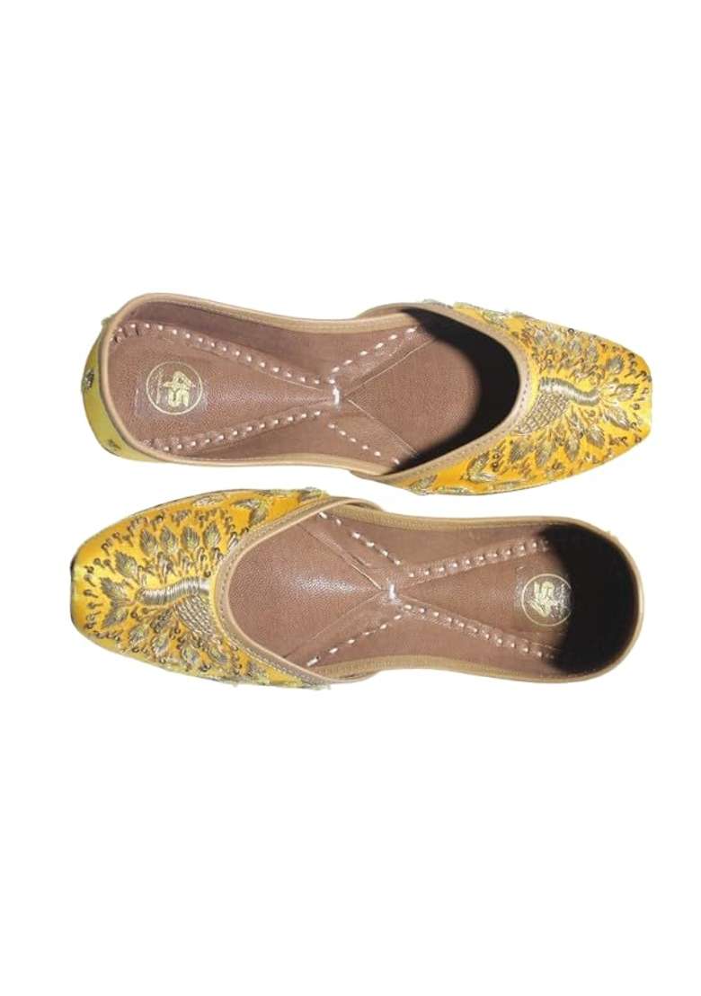 4S Womens Mustard Yellow Gold Embroidered Punjabi Jutti Traditional Kiwi Leather Flat Sandals - Indya