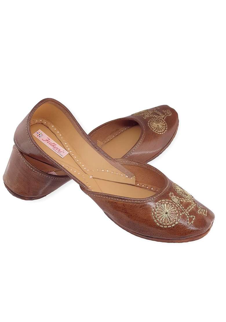 Fulkari Womens 3D Cycle Gold Zarriwork Genuine Soft Leather Jutis - Indya