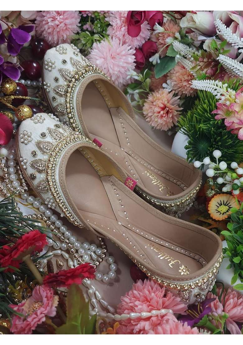 Fulkari Womens Pearl Beads Payal Genuine Soft Leather Embroidered Jutis - Indya