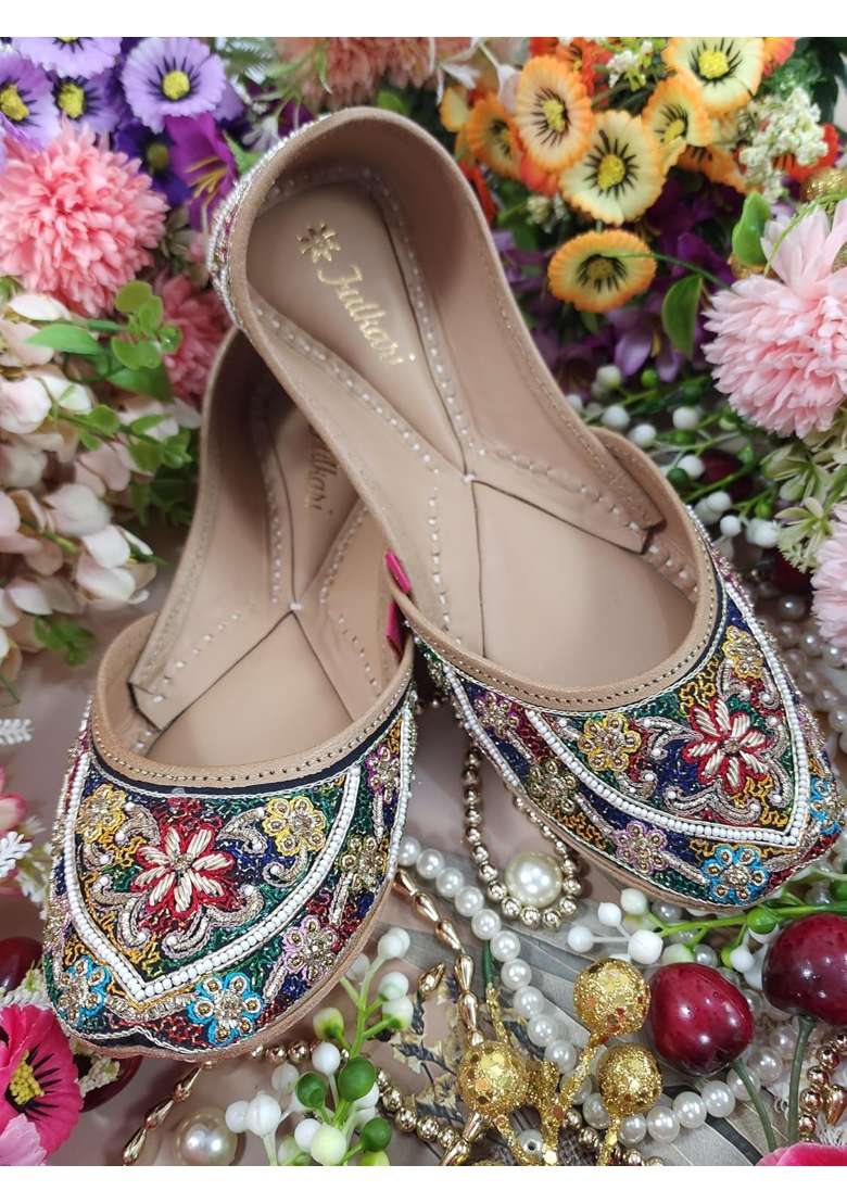 Fulkari Women Gazania Gold Multicolor Genuine Soft Leather Embroidered Jutis - Indya