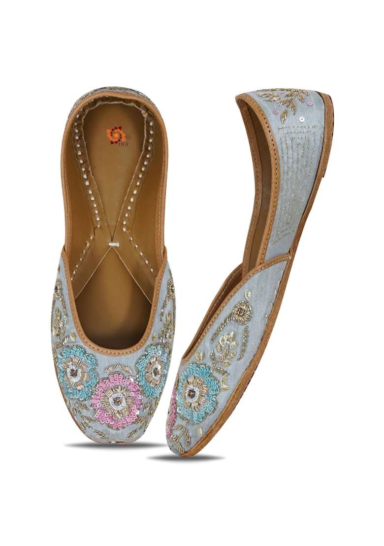 DFR Grey Women Hand Zari Dabka Mojari Juttis - Indya