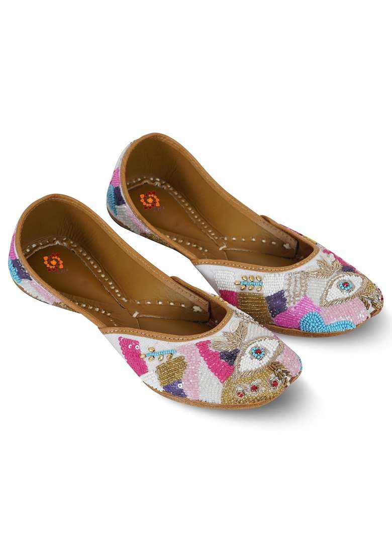 DFR Women Hand Zari Dabka Juttis - Indya