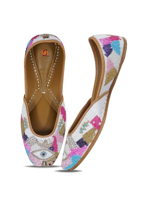DFR Women Hand Zari Dabka Juttis