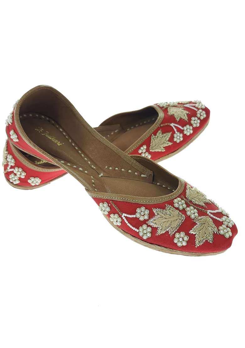 Fulkari Women Palm Leaf Gold Soft Embroidered Jutis Bite and Pinch Free Jutti - Indya