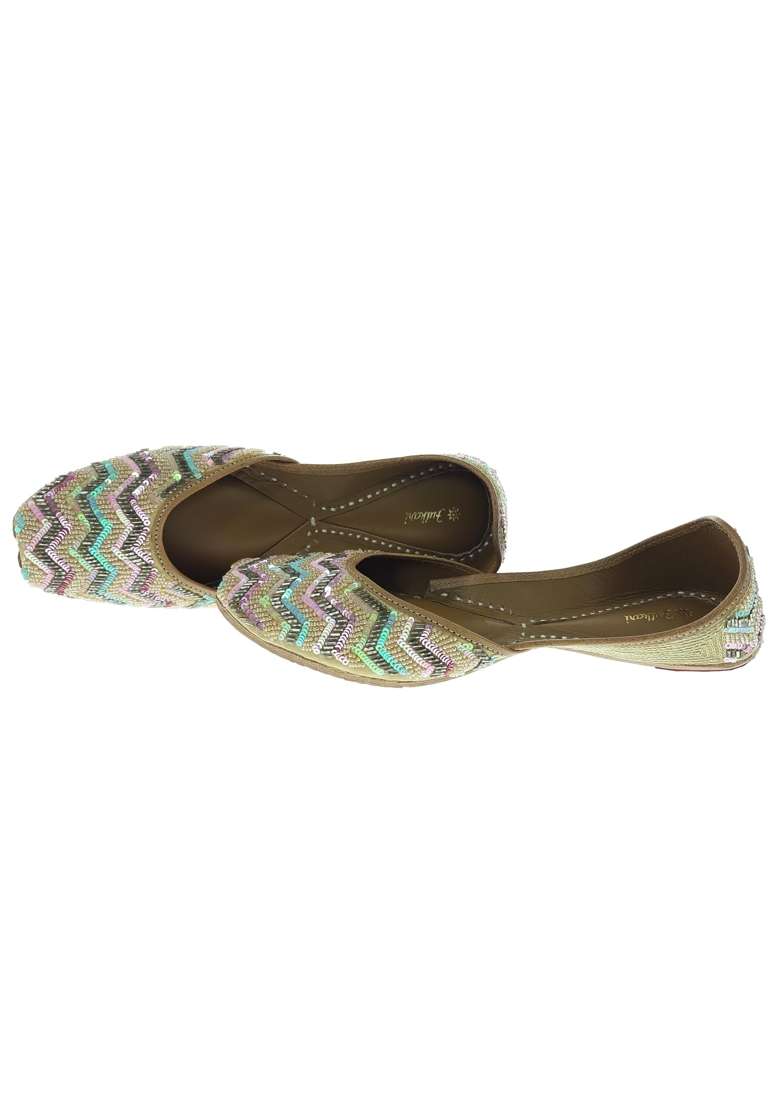 Fulkari Women Shasta White Multi Genuine Soft Leather Embroidered Jutis - Indya