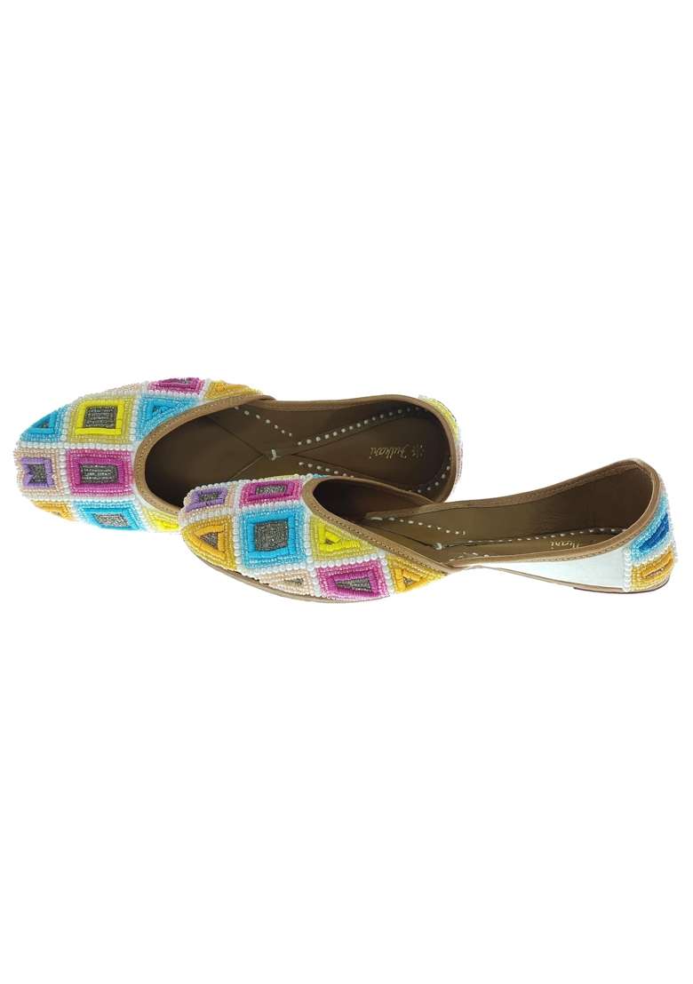 Fulkari Women Kalmia Multicolor Genuine Soft Leather Embroidered Jutis - Indya