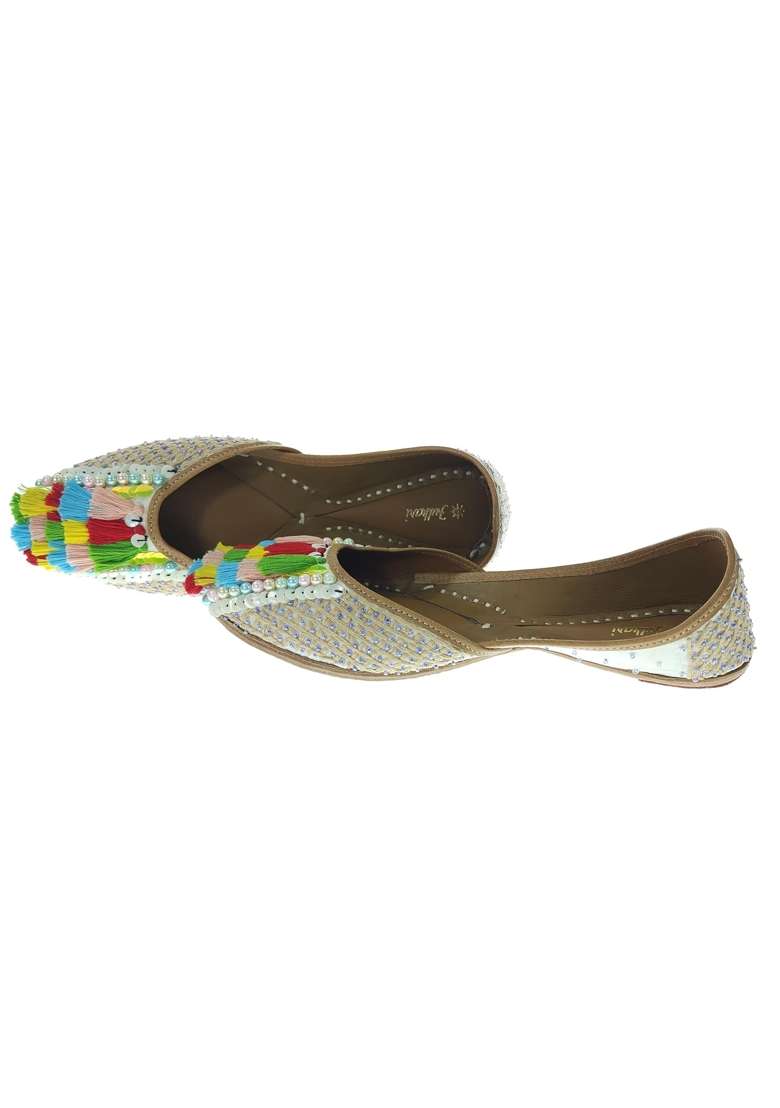 Fulkari Women Forsythia Multicolor Genuine Soft Leather Embroidered Jutis - Indya