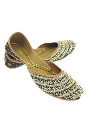 Fulkari Women Black Dawka Gold Genuine Soft Leather Embroidered Jutis