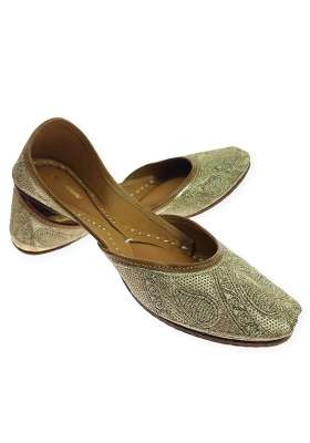 Fulkari Women Zarri Gold Genuine Soft Leather Embroidered Jutis