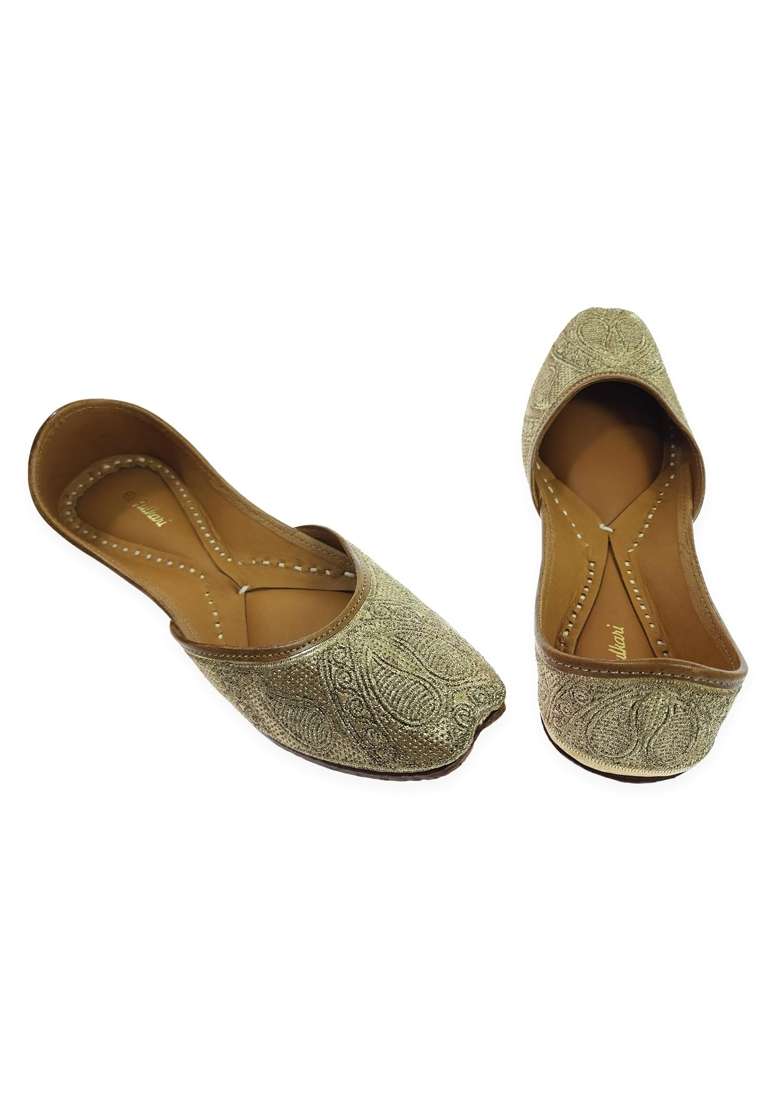 Fulkari Women Zarri Gold Genuine Soft Leather Embroidered Jutis - Indya