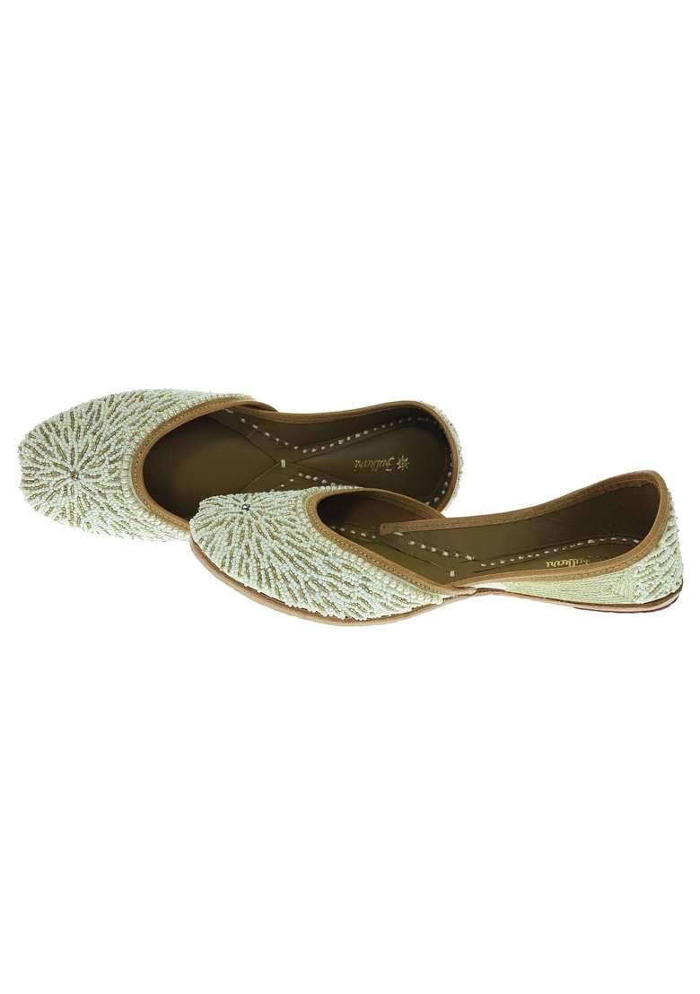Fulkari Women Crown Genuine Soft Leather Embroidered Jutis Bite and Pinch Free Jutti - Indya