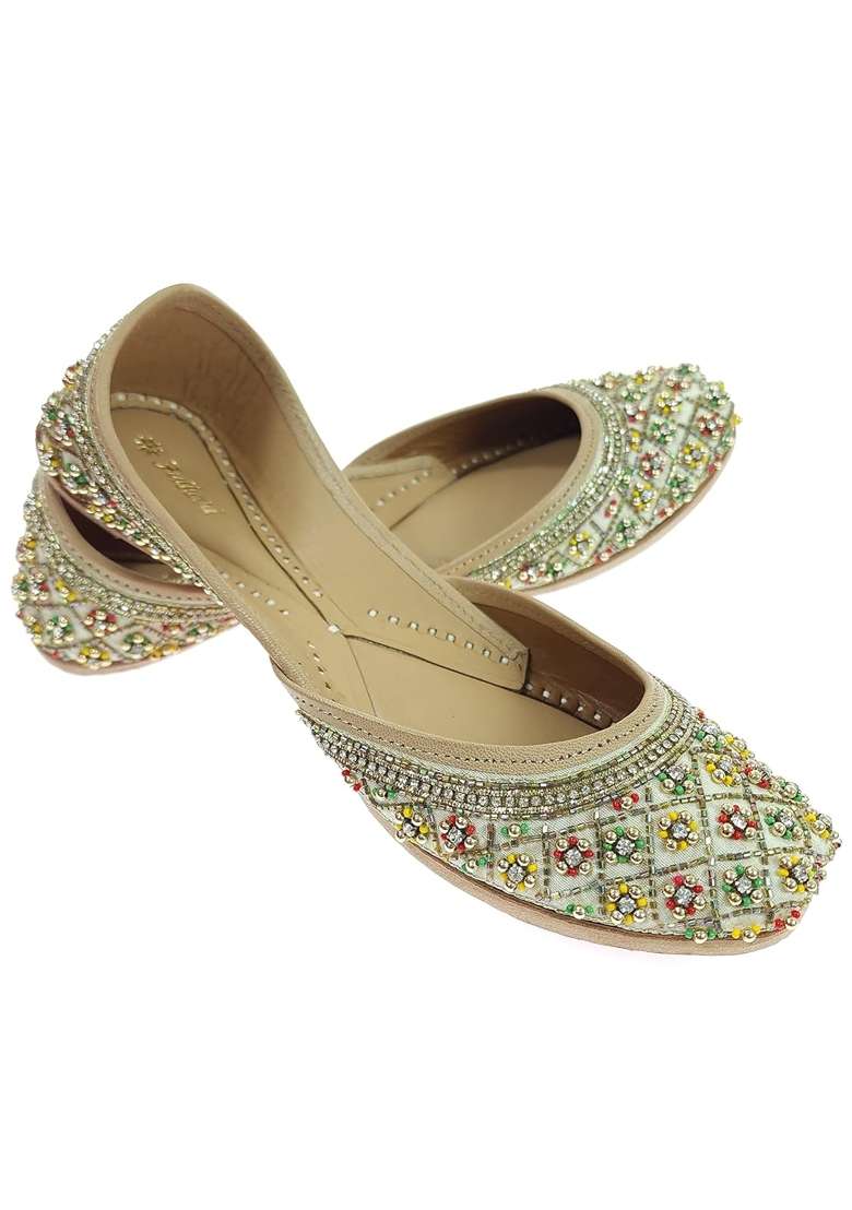 Fulkari Womens Yarrow Genuine Soft Leather Embroidered Jutis - Indya