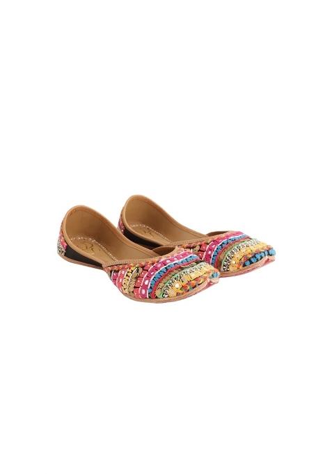 Niralii Traditional Punjabi Jutti for Women Boho Bloom Ethnic Handmade Indian Mojari