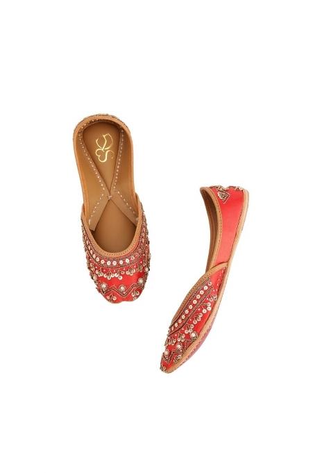 Niralii Traditional Punjabi Jutti for Women Rouge Red Ethnic Handmade Indian Mojari