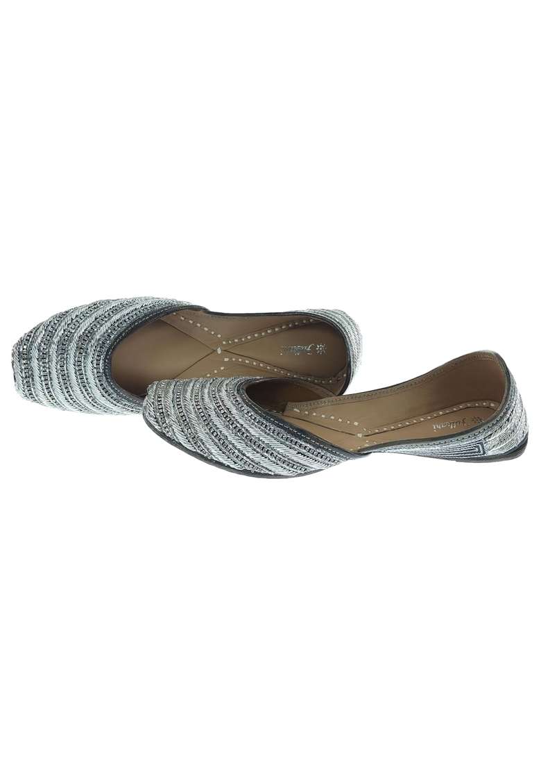 Fulkari Formal Shoes for Women Elegant and Comfortable Office Wear Stylish Leather Finish Cushioned Insole - Indya