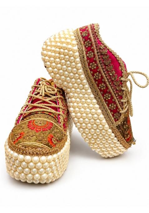 Nagina Global Womens Pink Pearl Embellished Jutti Traditional Indian Embroidered Mojari Flats