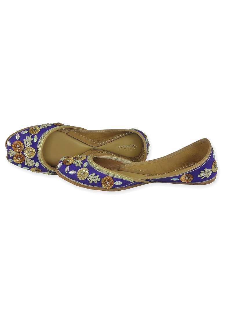 Fulkari Womens Soft Leather Bite and Pinch Free Marigold Gold Flat Jutti Ethnic Shoe - Indya