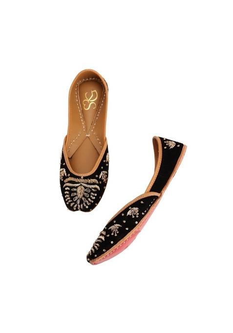Niralii Traditional Punjabi Jutti for Women Charcoal Glam Ethnic Handmade Indian Mojari