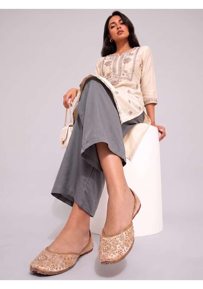 Dollphin Women Golden Embroidered Ethnic Jutti Handcrafted - Indya