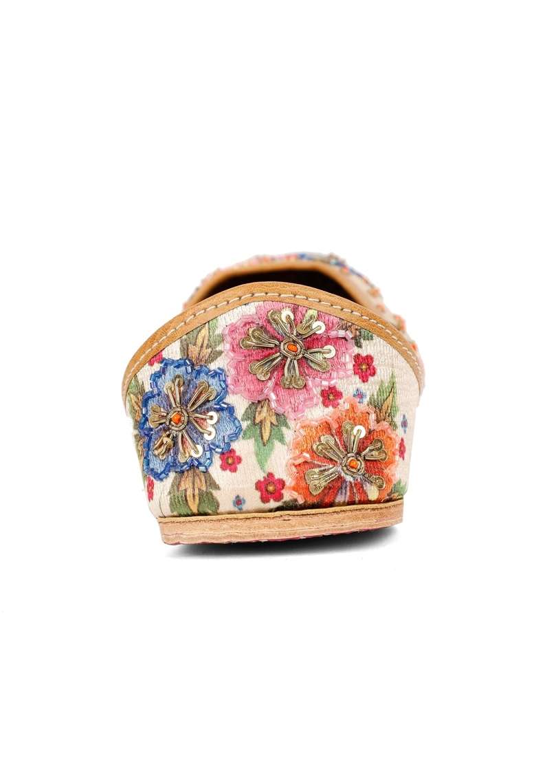 Anushra Nazakat Floral Jutti for Women Handcrafted Multicolor Embroidered Ethnic Footwear Leather Festive - Indya