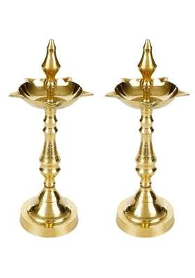 Tia Crafts Golden Brass Samai Diya for Pooja Kuthu Vilakku Kerala Nilavilakku Pack of 1