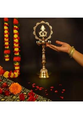 Spillbox Gold Traditional Handcrafted Brass Diya Oil Lamp Kerala Diya