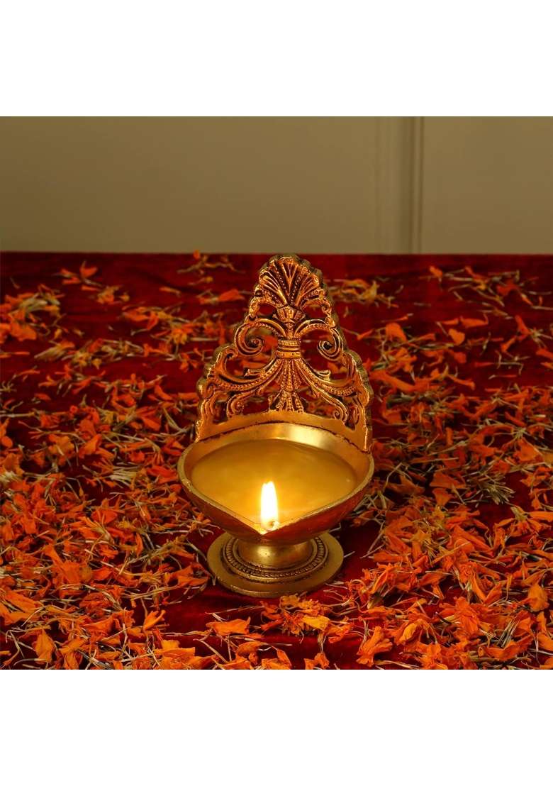 Jaszz Art Brass Small Diya Oil Lamp 4 Point 7IN Tall 400 G Home Decor - Indya