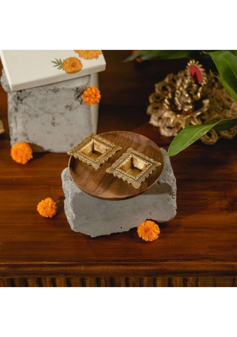 Araana Home Premium Brass Diya Handcrafted Golden Square Oil Lamps for Puja Room Temple Decor Set of 2 - Indya