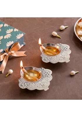 Nestasia Silver Plated Brass Diya for Aarti Floral Etched Design Pooja Deepak with Gift Box Set of 2