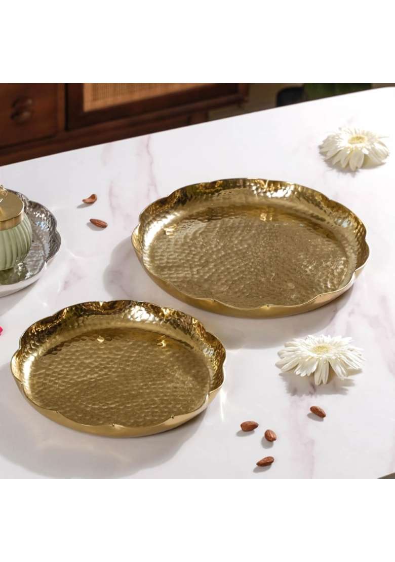 Nestasia Aluminium Urli for Diwali Decor Textured Decorative Diya Tray for Floating Flowers and Tea Set of 2 - Indya