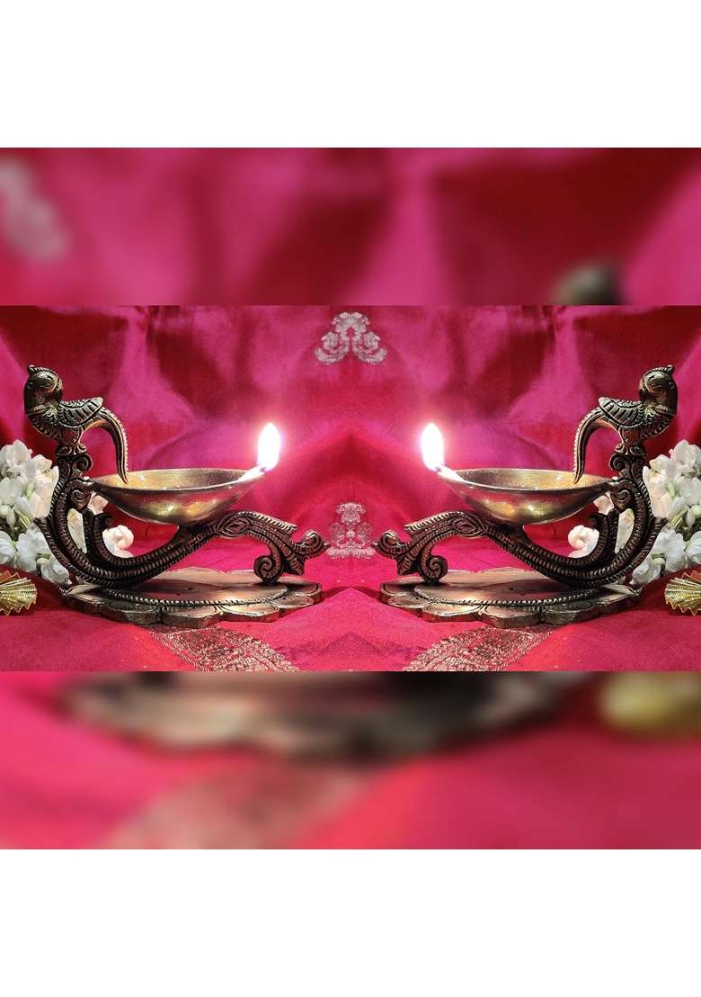 Divya Mantra Indian Diwali Oil Lamp Pooja Diya Brass Light Puja Decorations Mandir Decoration Items Set of 2 - Indya