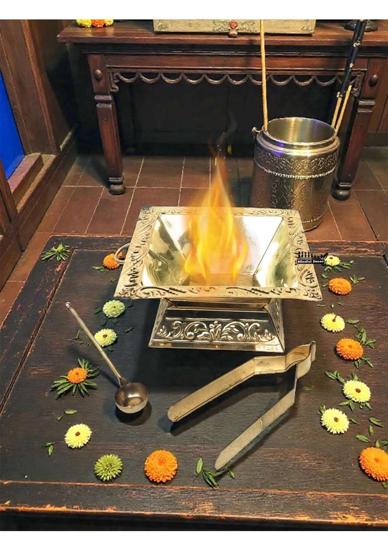 Shree HARI Home Decor Golden Premium Brass Hawan Kund Set Havan Kund Stand Suchi Spoon Tong Chimta L X B X H - Indya