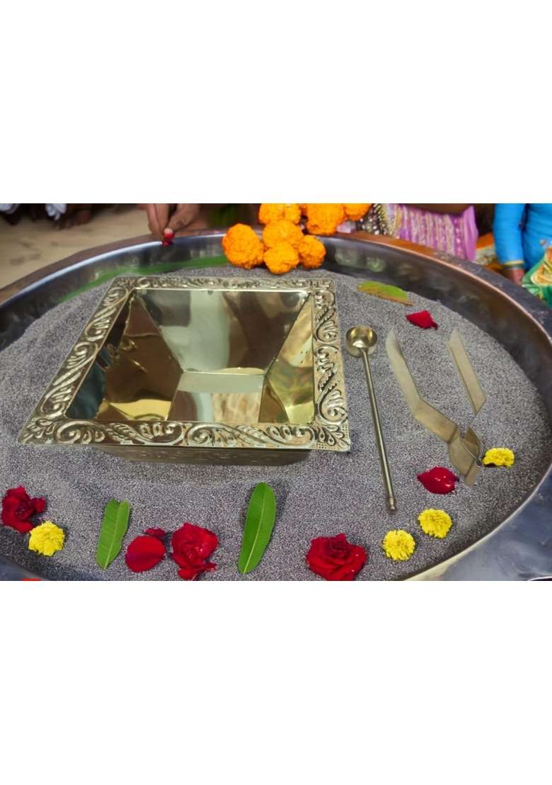 Om Shreejee Decor Golden Premium Brass Hawan Kund Set Havan Kund Stand Suchi Spoon Tong Chimta L X B X H - Indya