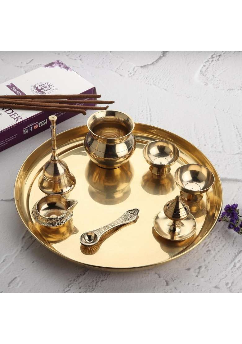 Dokchan Handmade Brass Plain Puja Thali Set for Aarti Pooja Decor Diwali Gifts for Family and Friends - Indya