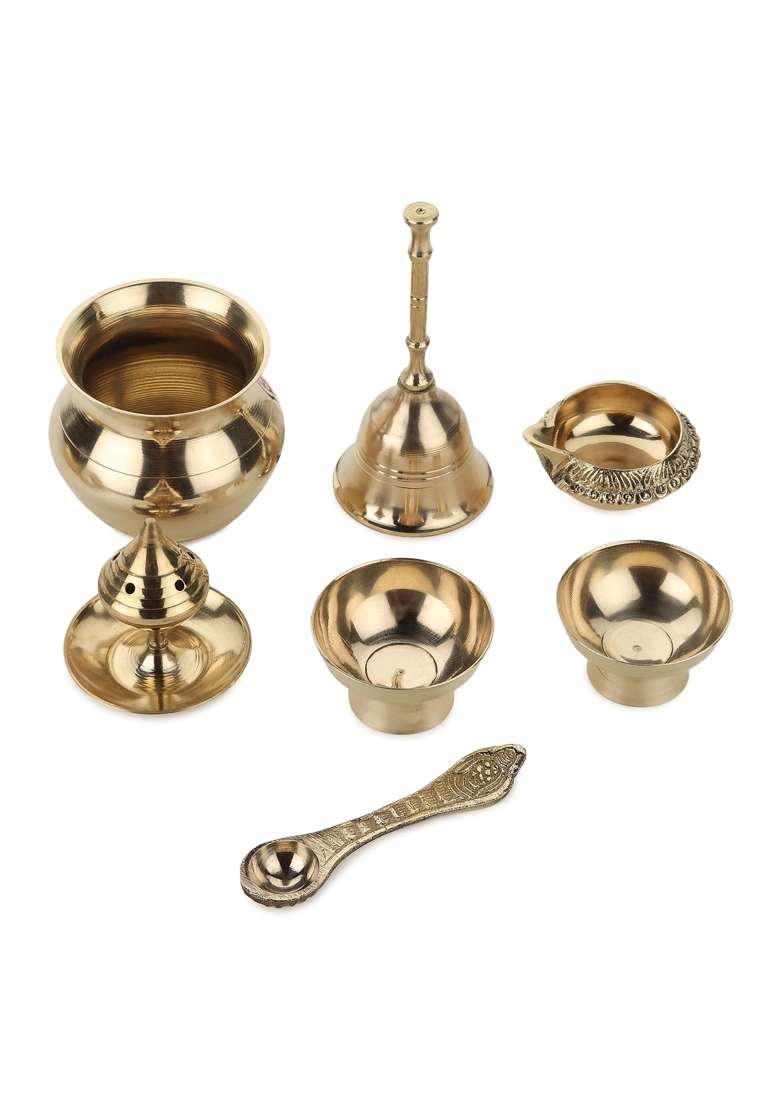 Dokchan Handmade Brass Plain Puja Thali Set for Aarti Pooja Decor Diwali Gifts for Family and Friends - Indya
