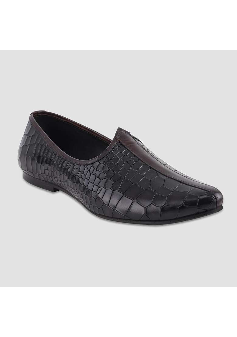 Ezok Brown Mens Genuine Leather Mojari Shoes Lightweight - Indya